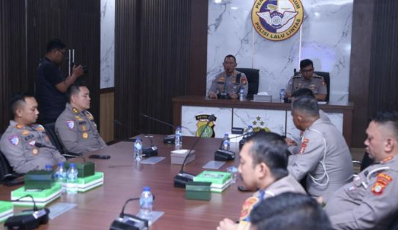 Kakorlantas Polri: 40 ETLE Mobile Handheld Presisi Mulai Beroperasi di Jakarta 2 Kakorlantas Polri: 40 ETLE Mobile Handheld Presisi Mulai Beroperasi di Jakarta 2