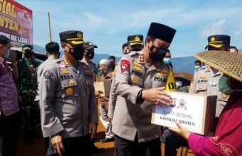 Peduli Korban Bencana, Kapolda Gelar Bakti Sosial di Lebak Banten