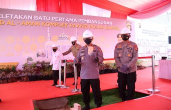 Kunjungan Kerja ke Palembang, Kapolri Resmikan Kampung Tangguh dan Aplikasi Polisi Dulur Kito
