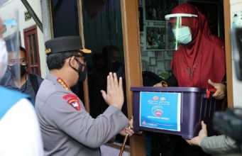 Kapolri ke Anggota Penyalur Bansos: Segera Habiskan, Kalau Kurang Ajukan Lagi!