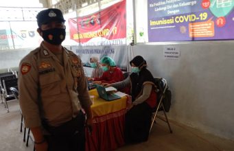 Peran Serta Polsek Mentaya Hulu Dalam Pengawasan Vaksinasi Masyarakat.