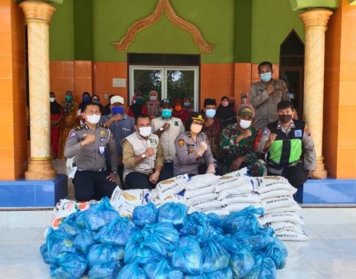 Polresta Deli Serdang Bersama KSJ Gelar Kegiatan Bakti Sosial dan Bagikan Sembako