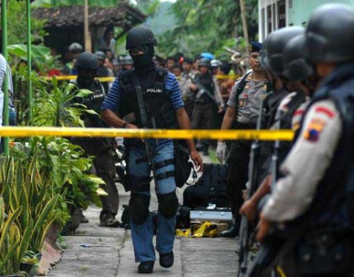 Densus 88 Antiteror Tangkap Terduga Teroris di Gonilan Sukoharjo