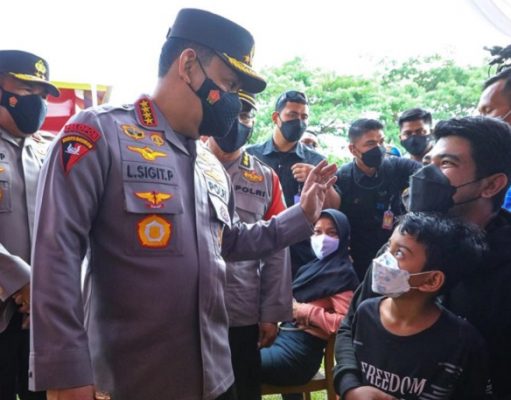 Kapolri Optimistis Target Vaksinasi 70 Persen Terwujud
