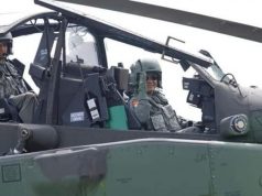 Jenderal TNI AD Dudung Terbangkan Helikopter Serbu Apache AH-64E