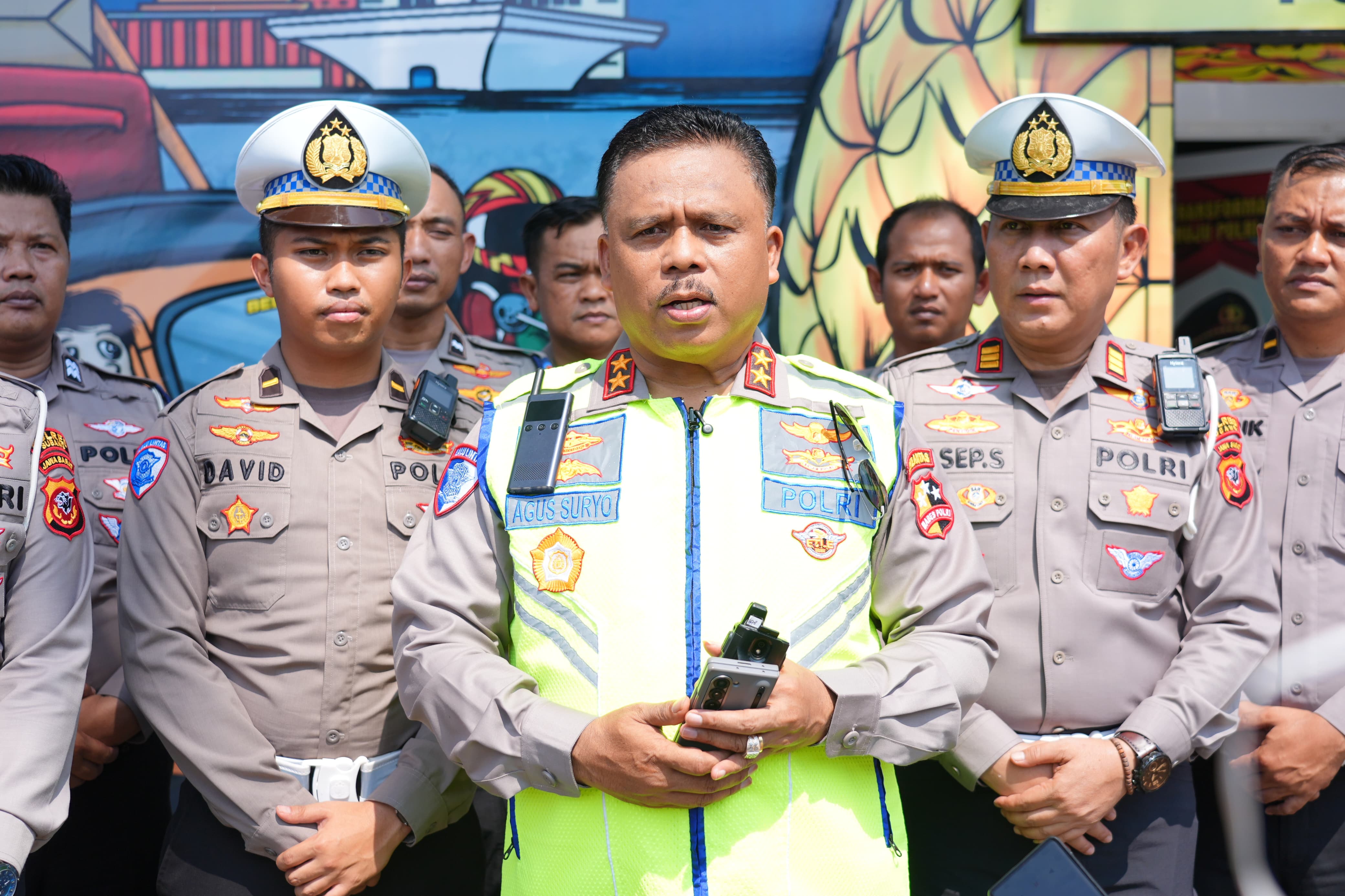 Kakorlantas Polri Irjen Agus Suryonugroho Minta Kasus Hogi Minaya Dikawal dengan Empati Kakorlantas Polri Irjen Agus Suryonugroho Minta Kasus Hogi Minaya Dikawal dengan Empati